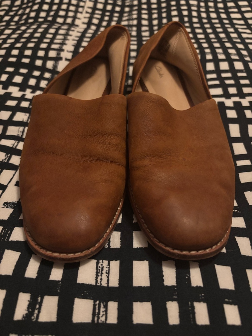 Clarks Women's Tan Leather Slip-On Loafers